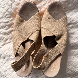 Women's Beige Sandals